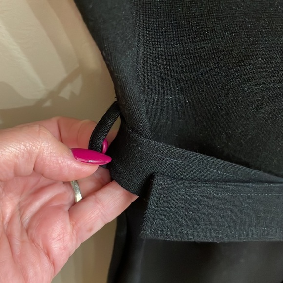 BANANA REPUBLIC cowl neck ponte stretch BELTED DRESS cap sleeve BLACK pleat XS - Picture 5 of 12